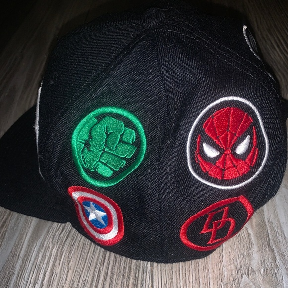 Marvel Ballcap. - Picture 2 of 4